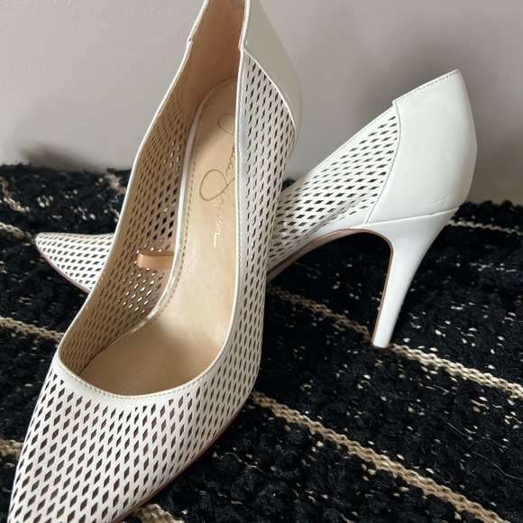 Beautiful stylish shoes, wore two times, very comfortable with soft leather. - Picture 2 of 3